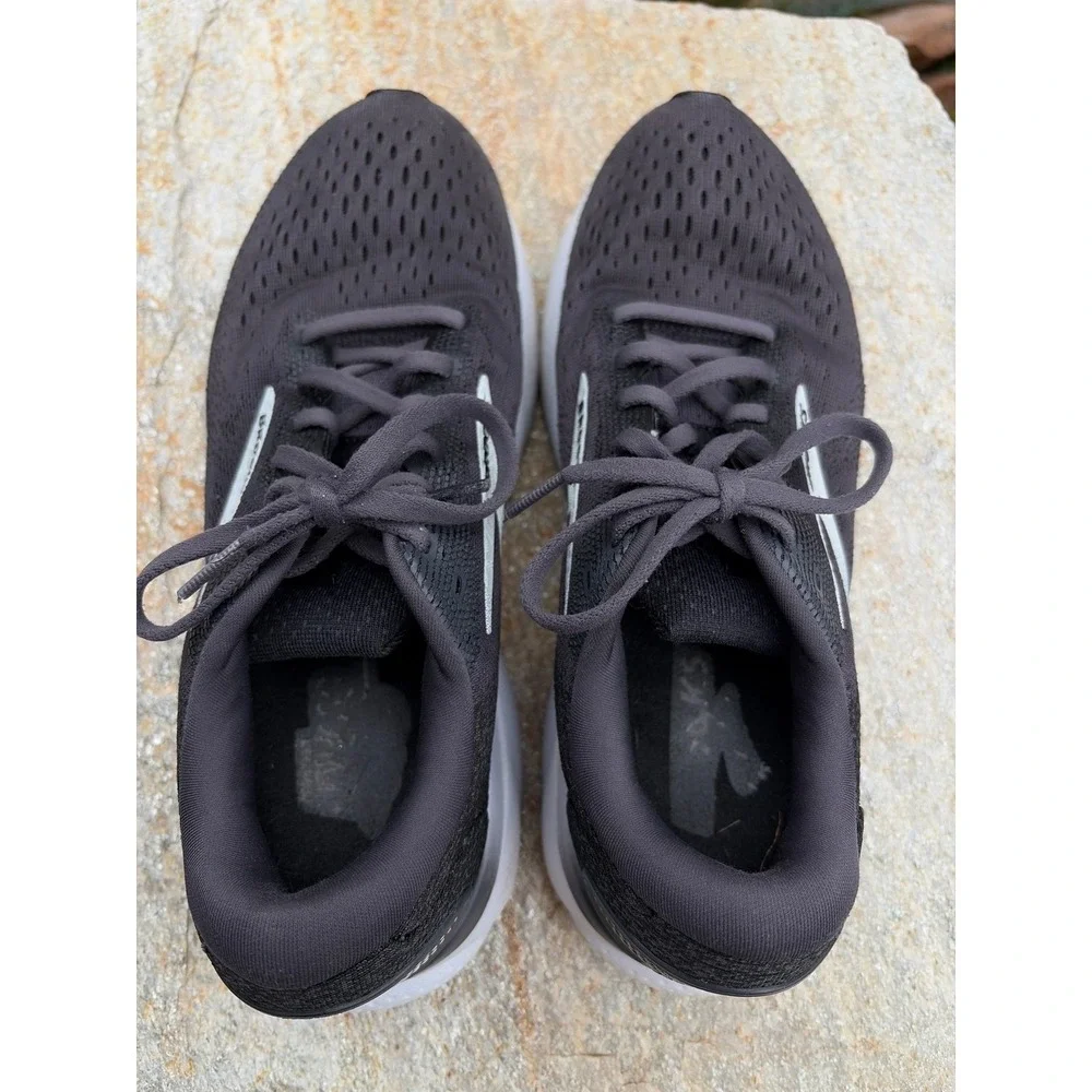 Brooks ghost 16